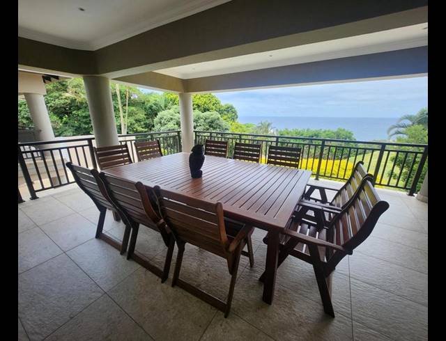 8 BEDROOM HOUSE FOR SALE IN SHAKA'S ROCK